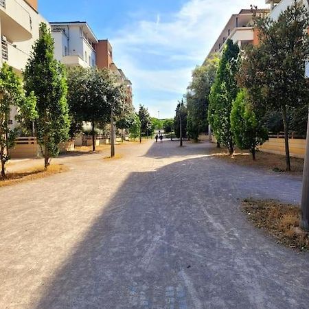 Proche Stade Avec Piscine Toulouse Exterior foto